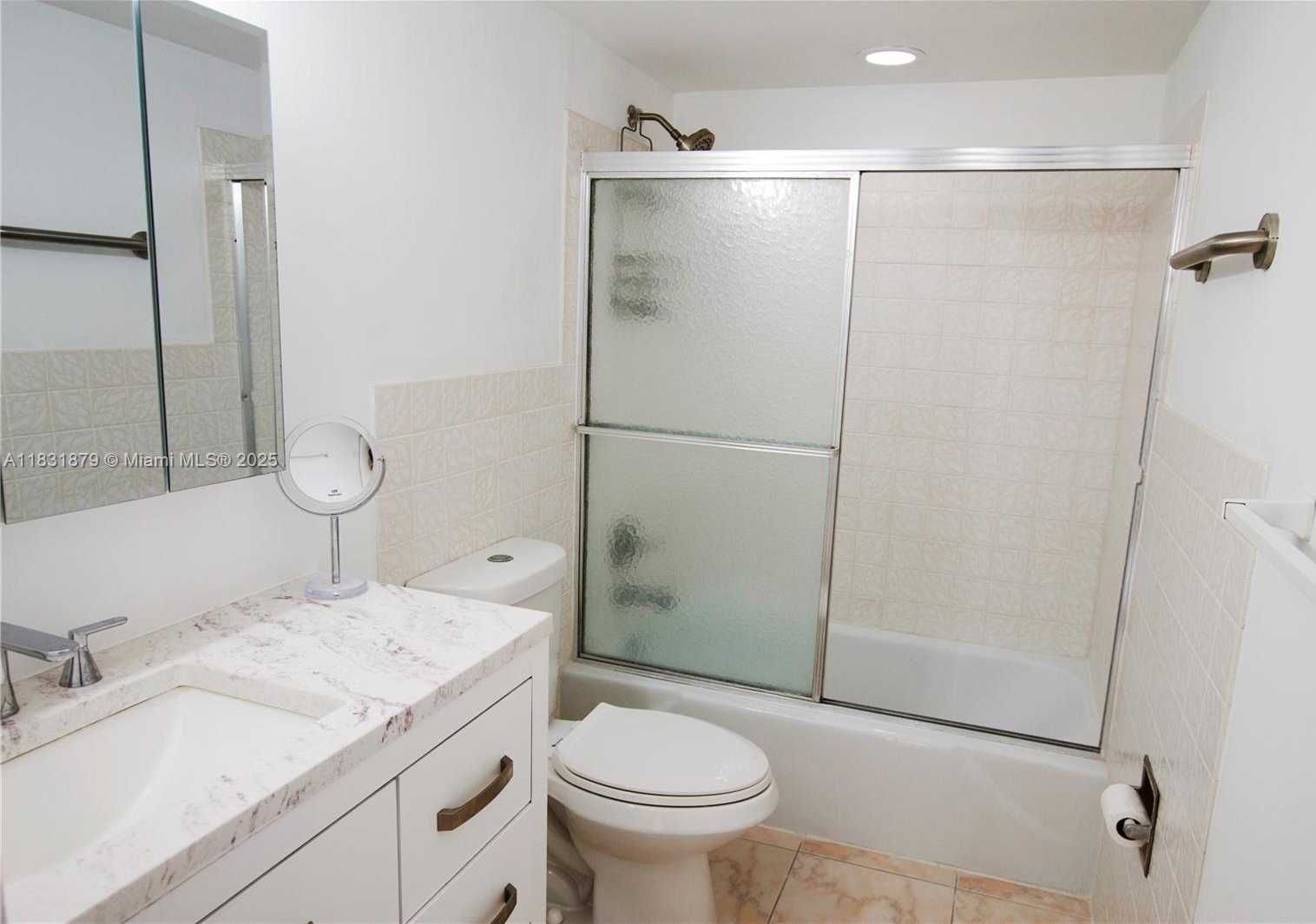 Small Image of 1801 SOUTH OCEAN DR #641, Hallandale Beach Number 13