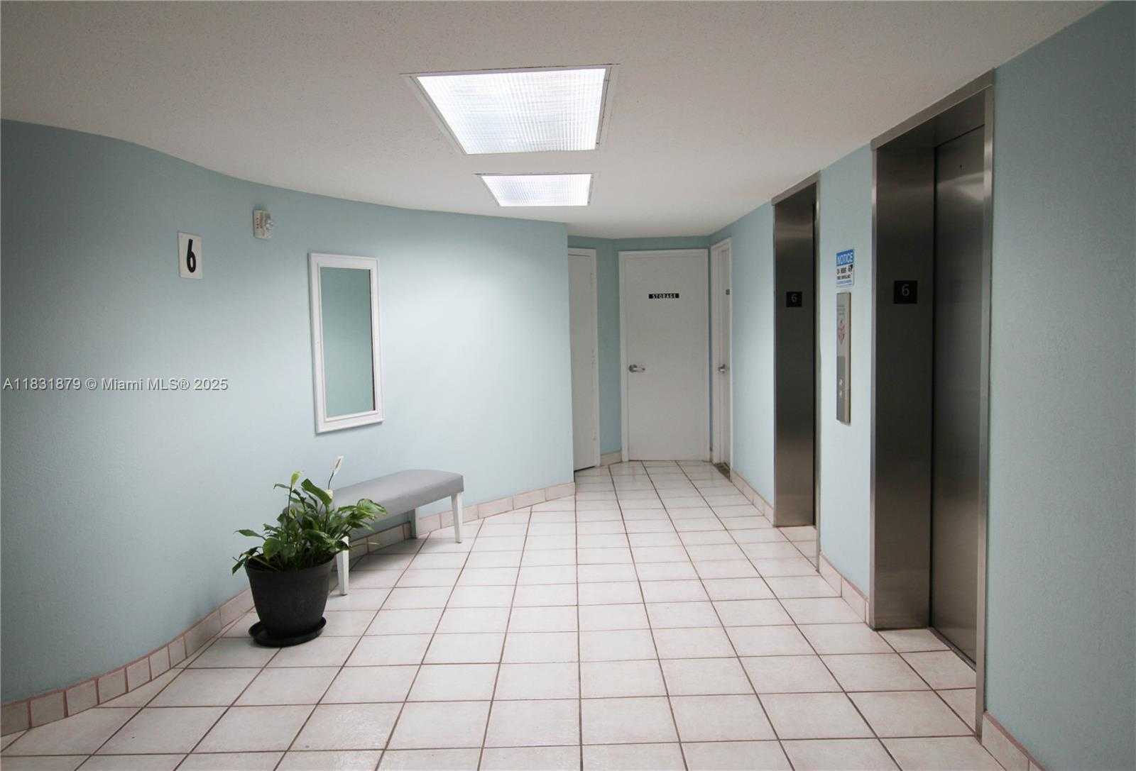 Small Image of 1801 SOUTH OCEAN DR #641, Hallandale Beach Number 18