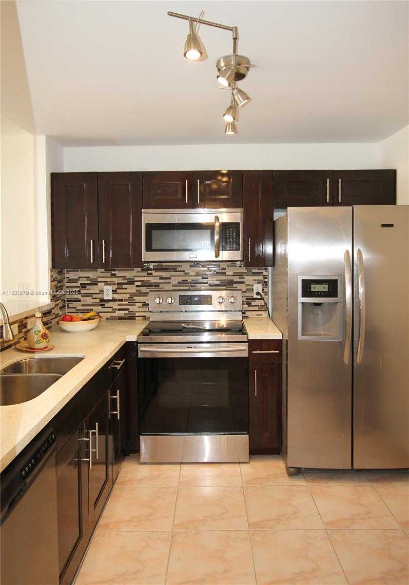 Small Image of 1801 SOUTH OCEAN DR #641, Hallandale Beach Number 4