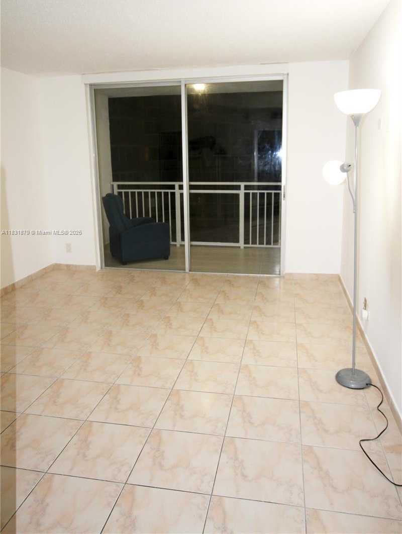 Small Image of 1801 SOUTH OCEAN DR #641, Hallandale Beach Number 8