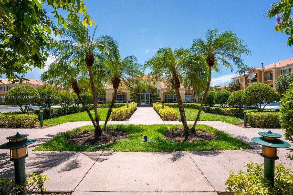 Small Image of 7330 NORTH WEST 114TH AVE #307-5, Doral Number 14