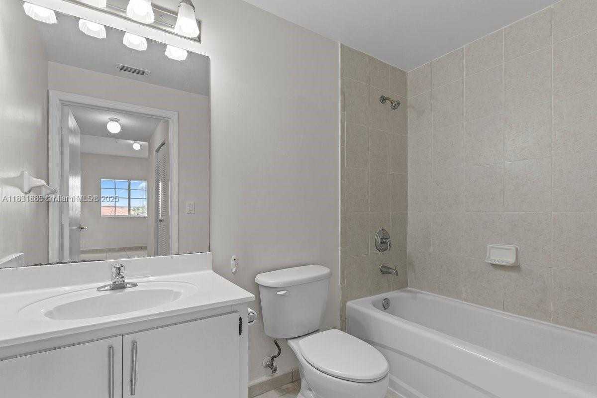 Small Image of 7330 NORTH WEST 114TH AVE #307-5, Doral Number 6
