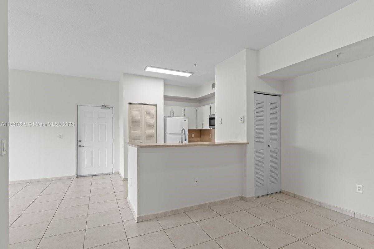 Small Image of 7330 NORTH WEST 114TH AVE #307-5, Doral Number 9