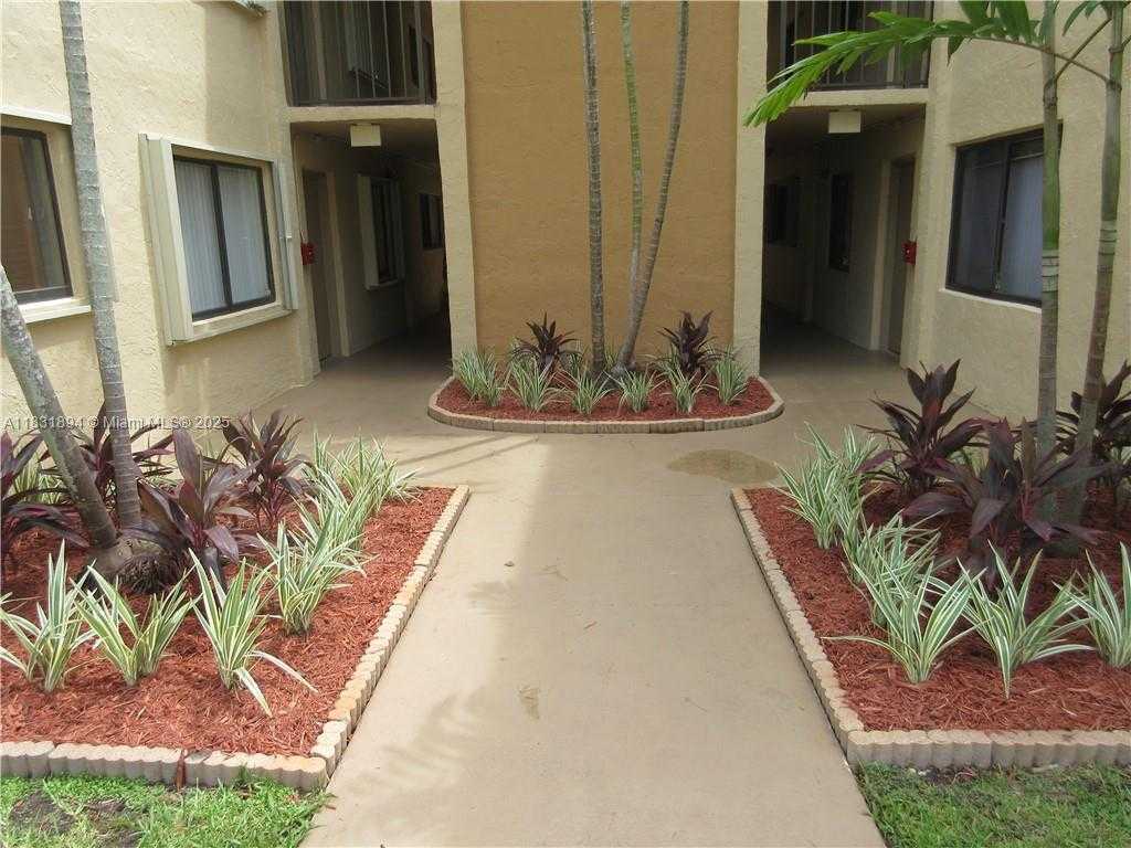 Small Image of 8005 SOUTH WEST 107TH AVE #116, Miami Number 17