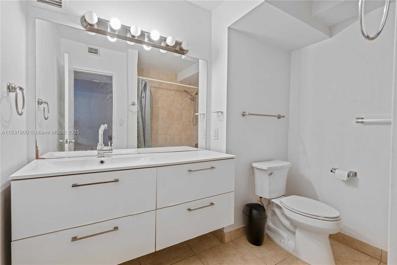 Small Image of 800 WEST AVE #636, Miami Beach Number 11