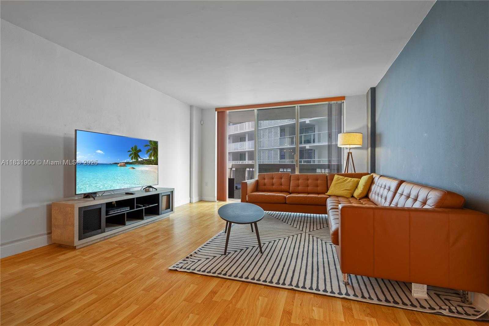 Small Image of 800 WEST AVE #636, Miami Beach Number 3