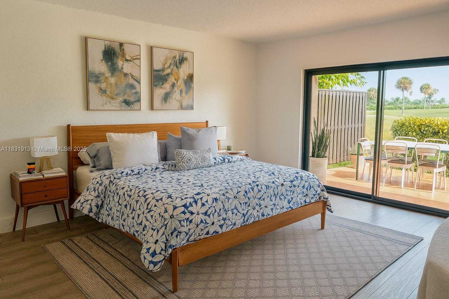Small Image of 7441 BAY HILL DR #7441, Hialeah Number 17