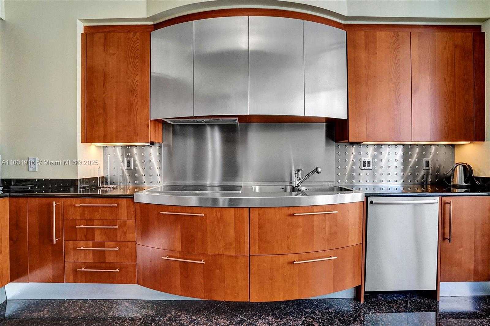 Small Image of 18101 COLLINS AVE #4206, Sunny Isles Beach Number 12