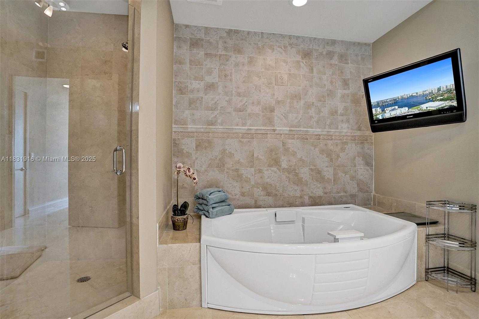Small Image of 18101 COLLINS AVE #4206, Sunny Isles Beach Number 22