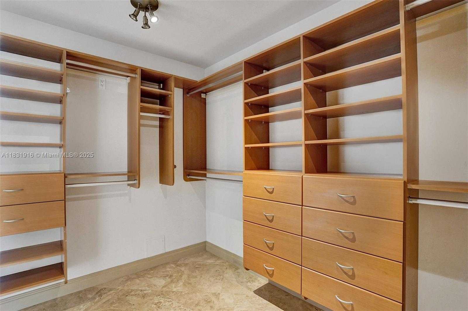 Small Image of 18101 COLLINS AVE #4206, Sunny Isles Beach Number 24
