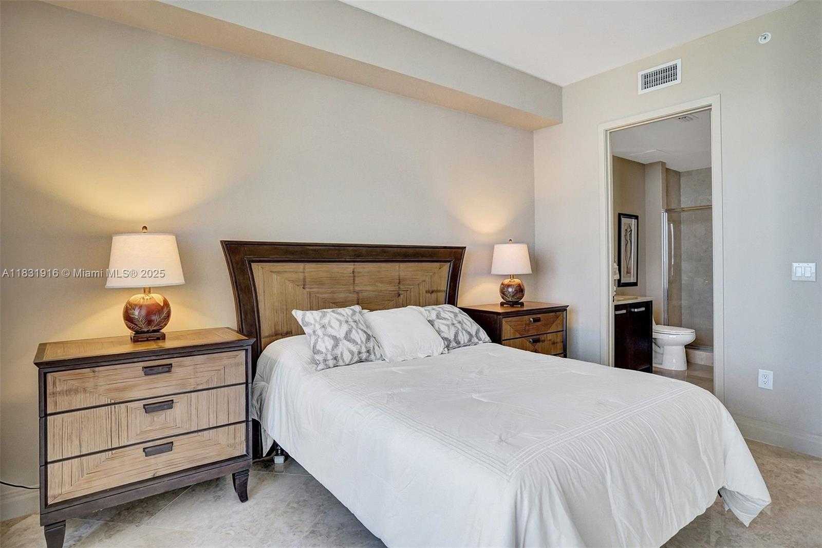 Small Image of 18101 COLLINS AVE #4206, Sunny Isles Beach Number 28