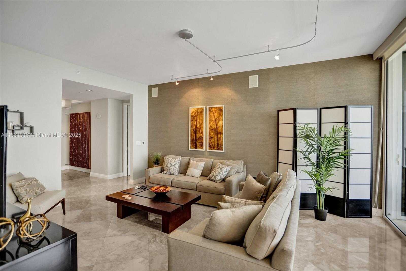 Small Image of 18101 COLLINS AVE #4206, Sunny Isles Beach Number 5