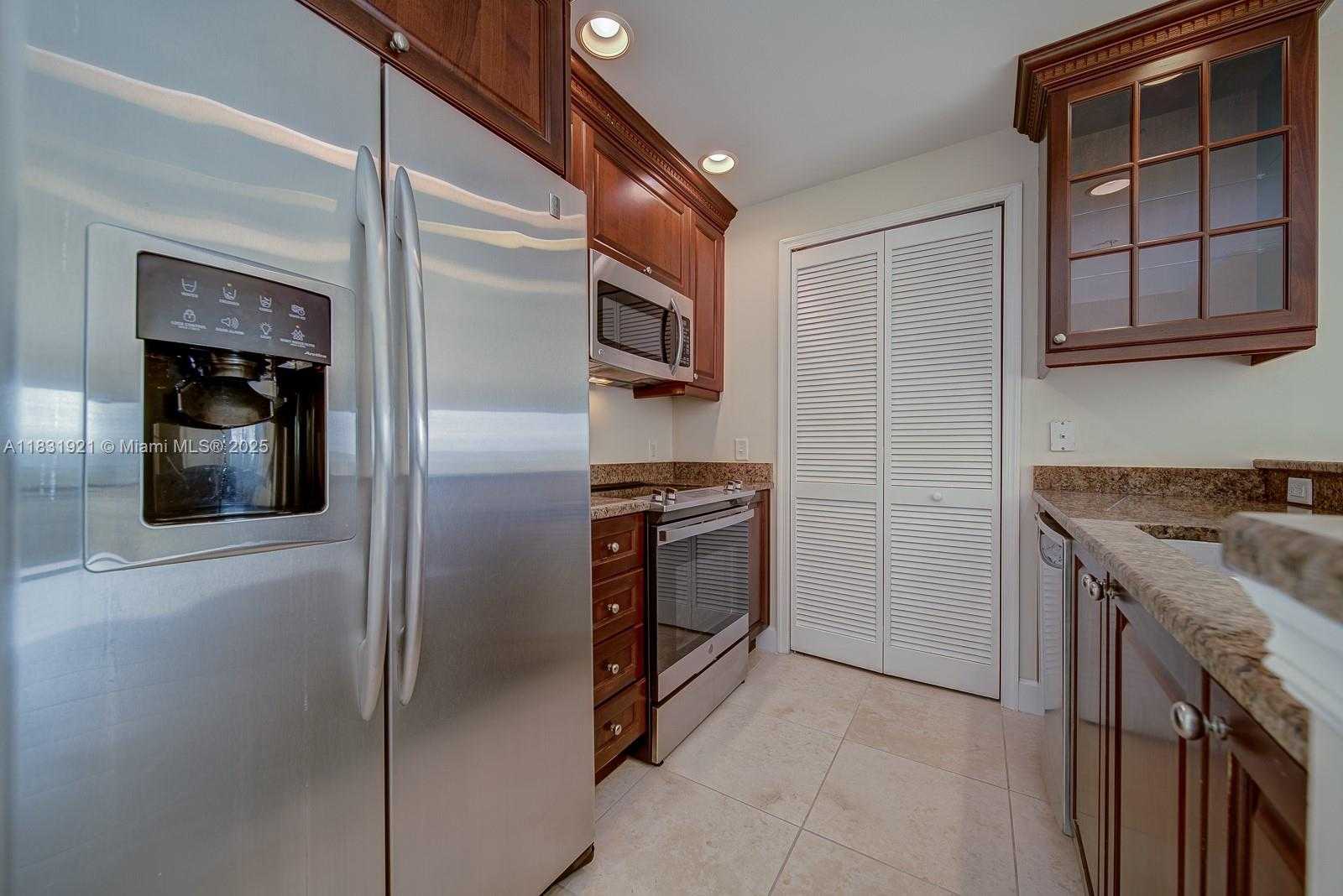 Small Image of 100 ANDALUSIA AVE #608, Coral Gables Number 12