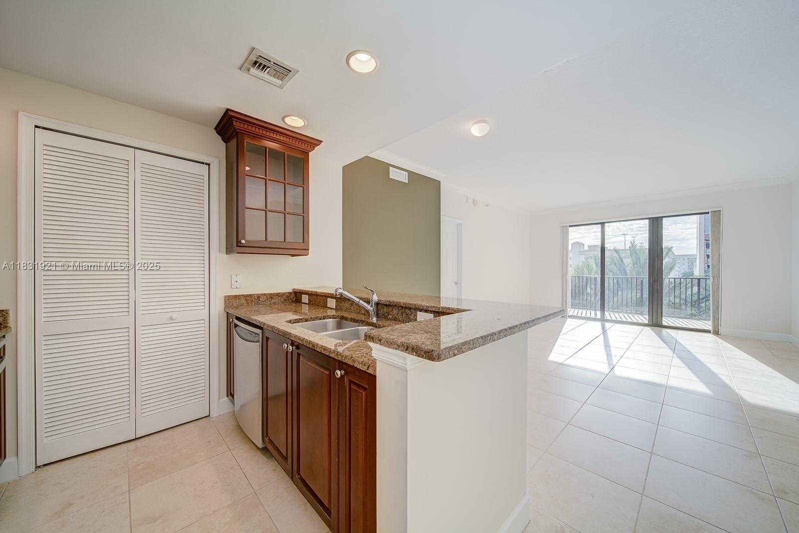 Small Image of 100 ANDALUSIA AVE #608, Coral Gables Number 13