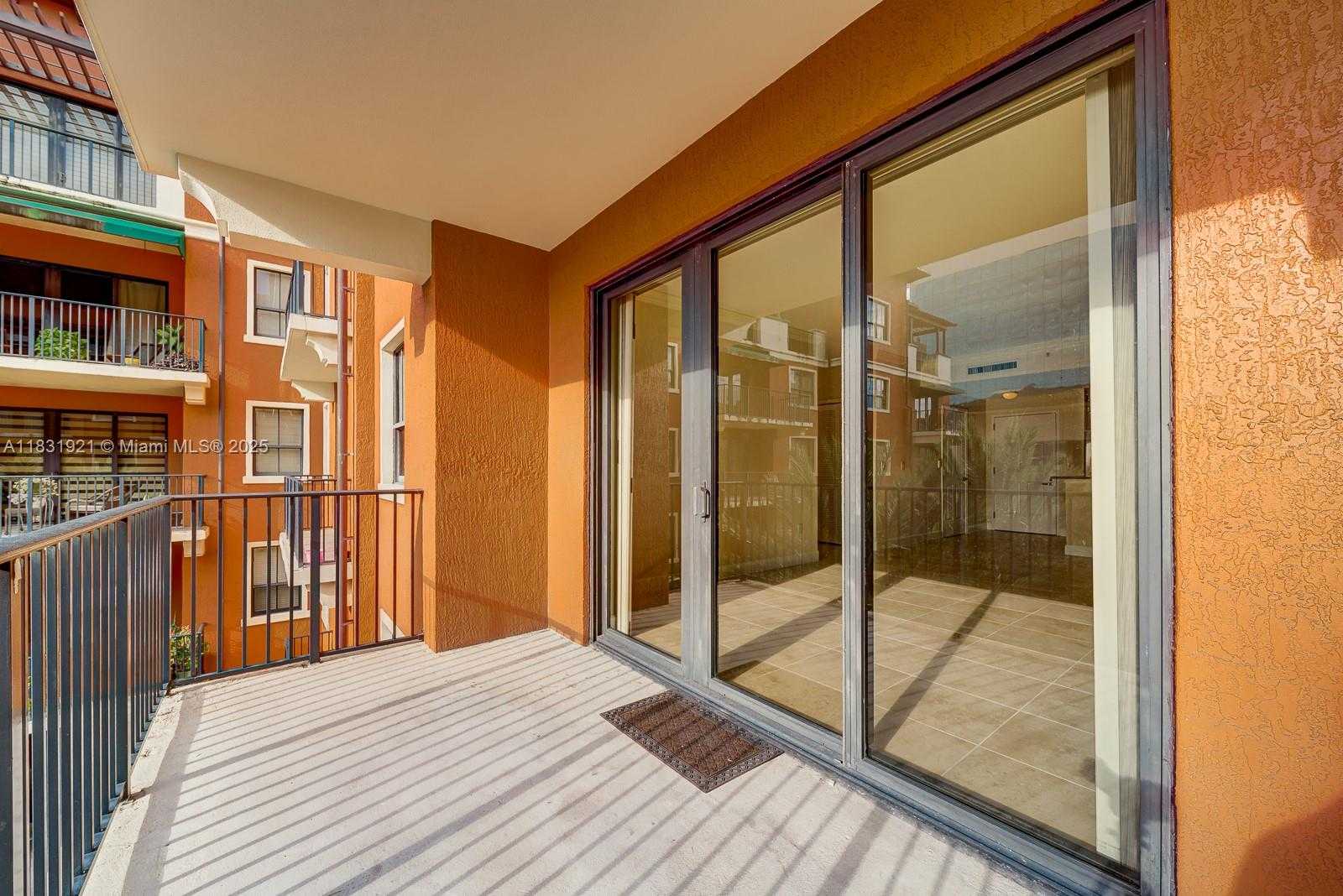 Small Image of 100 ANDALUSIA AVE #608, Coral Gables Number 17