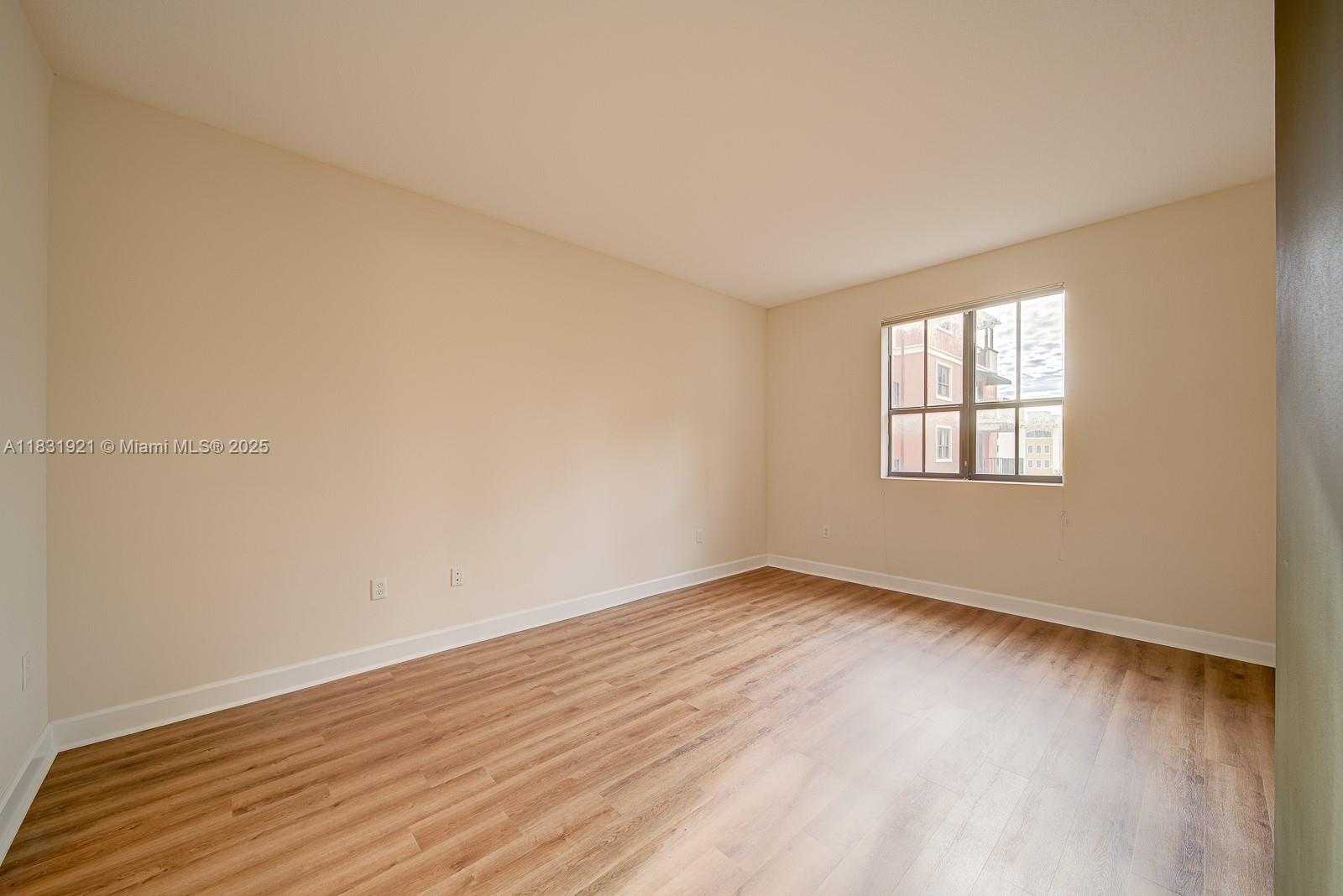 Small Image of 100 ANDALUSIA AVE #608, Coral Gables Number 20
