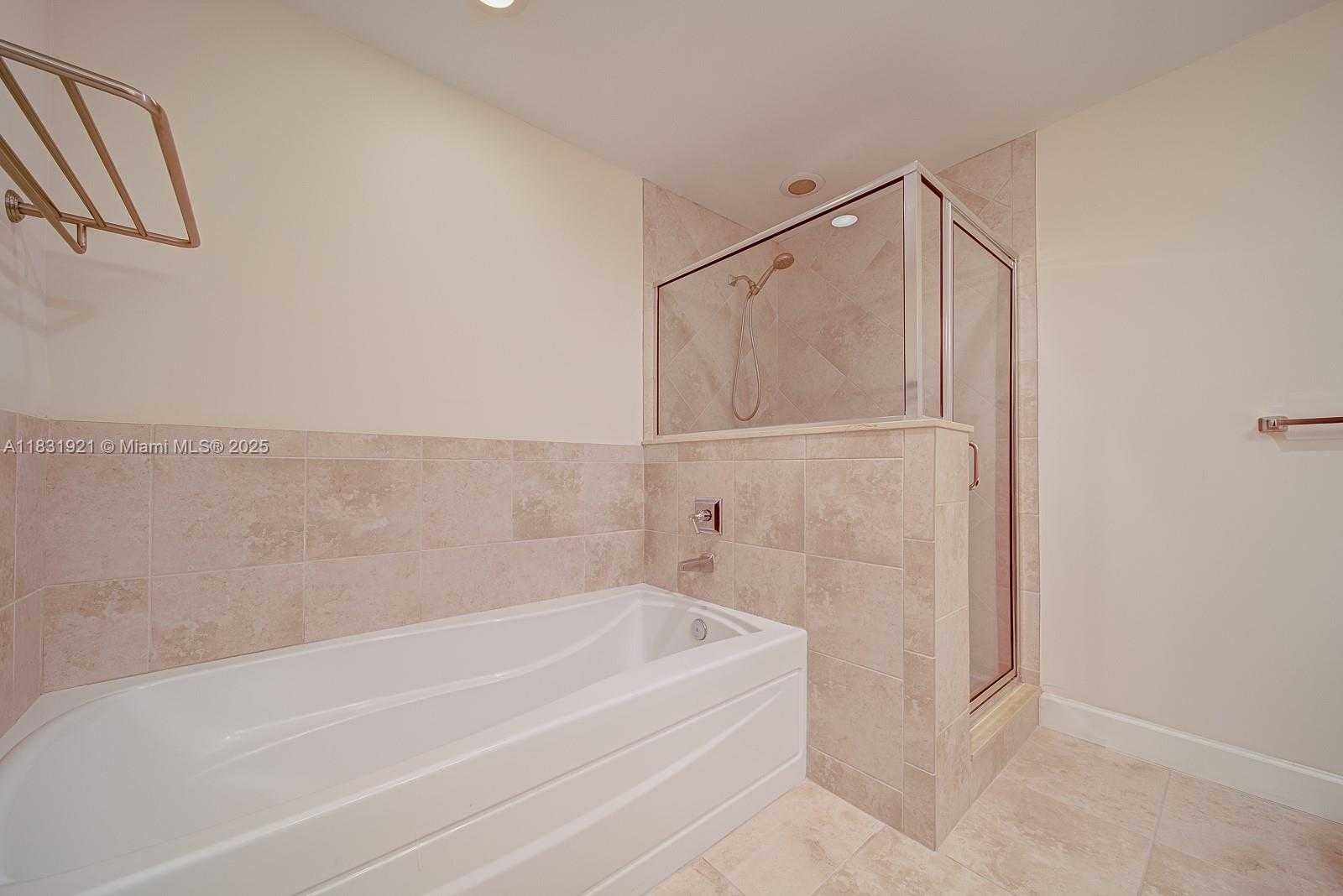 Small Image of 100 ANDALUSIA AVE #608, Coral Gables Number 21