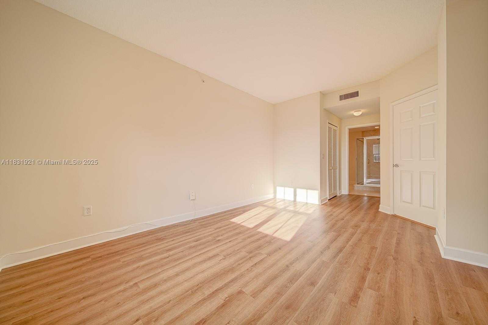 Small Image of 100 ANDALUSIA AVE #608, Coral Gables Number 27
