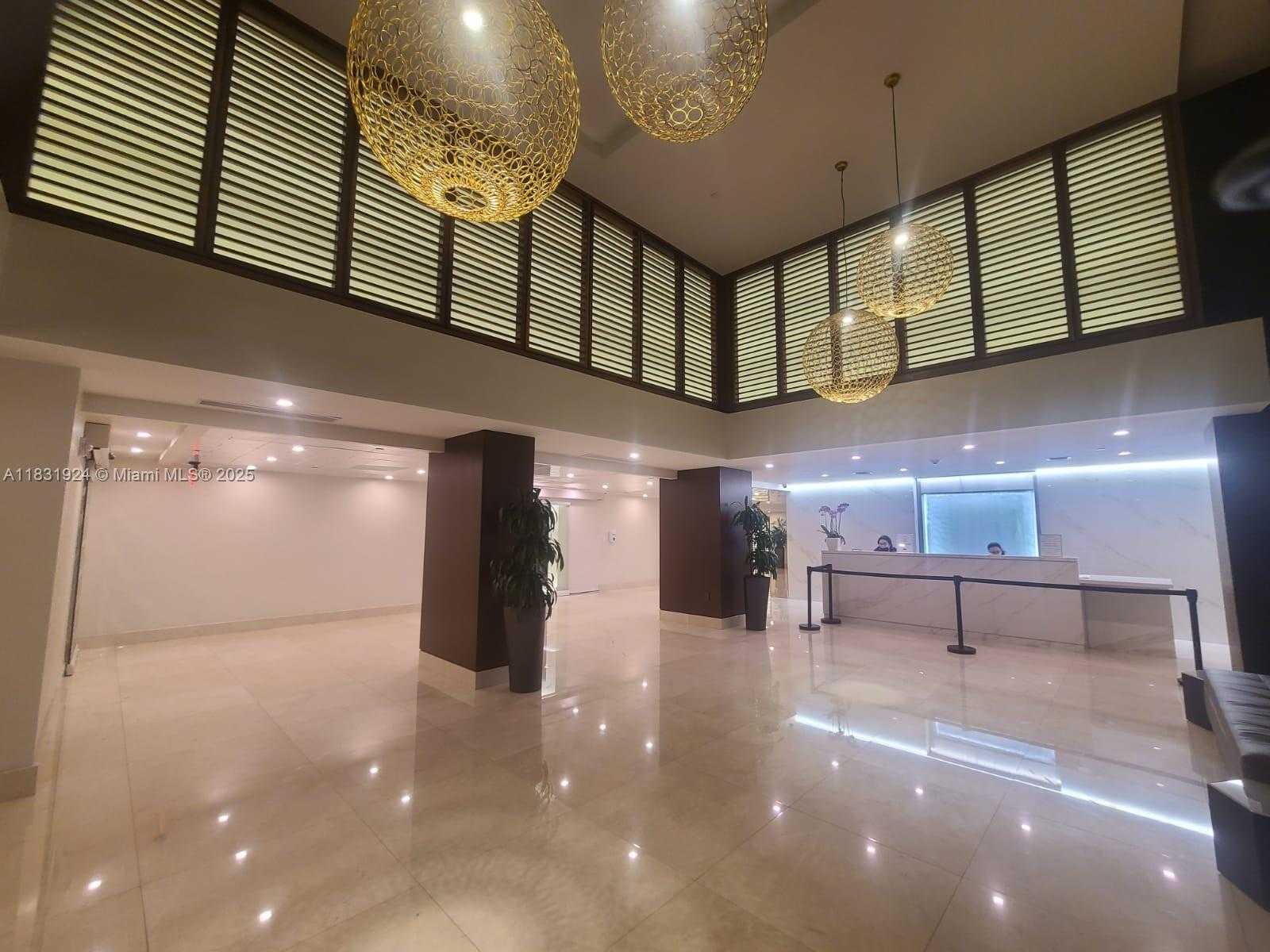Small Image of 540 BRICKELL KEY DR #1002, Miami Number 12