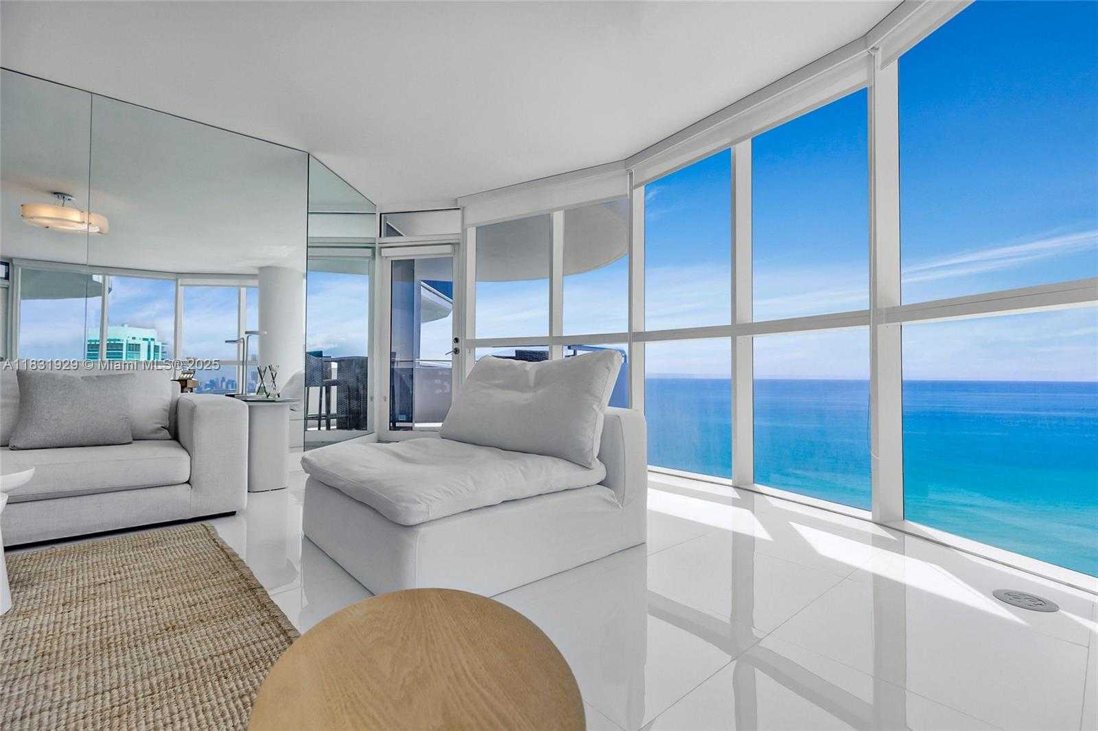 Small Image of 6301 COLLINS AVE #2103, Miami Beach Number 17