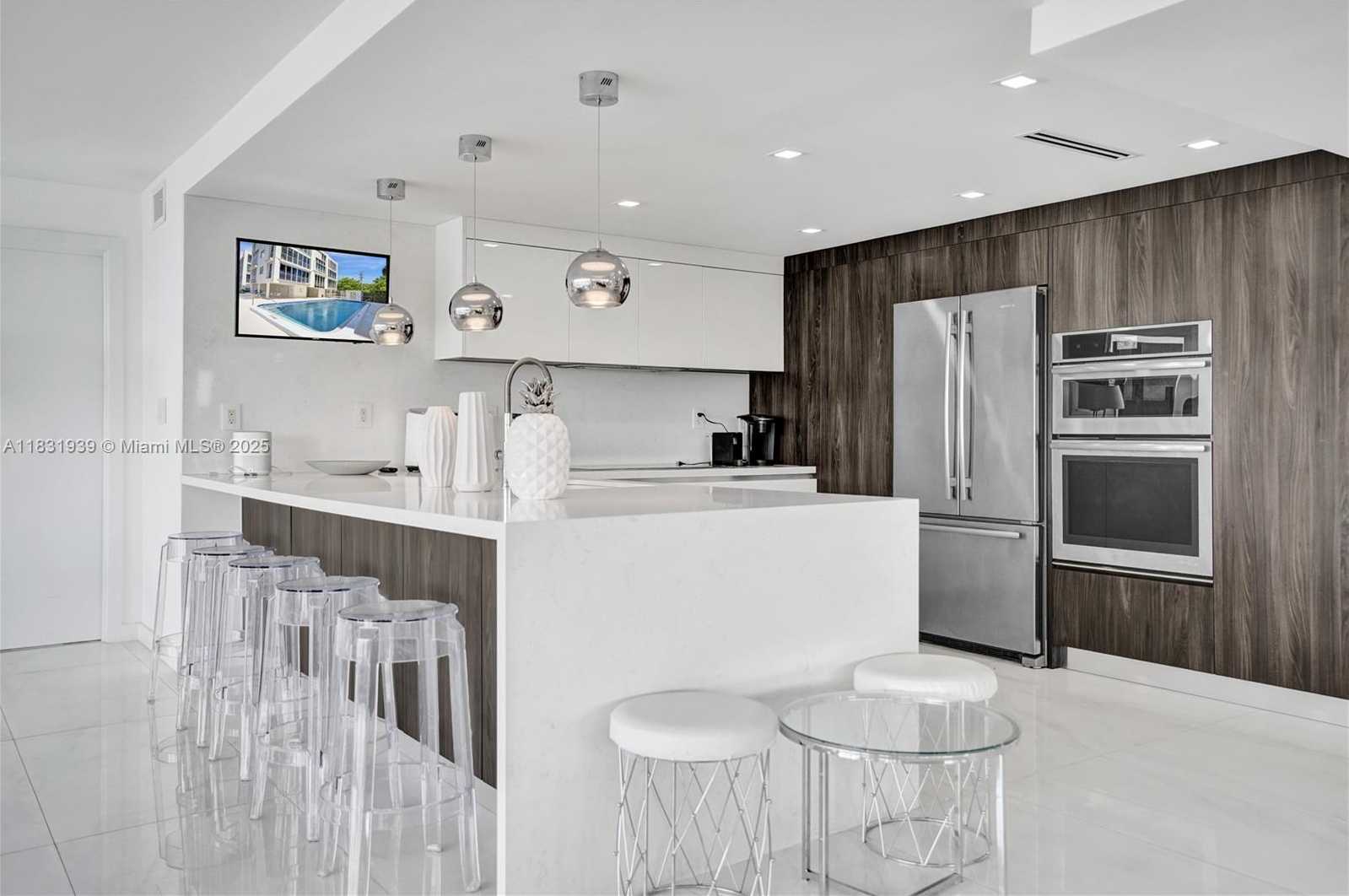 Small Image of 900 Spanish River Blvd, Boca Raton, FL 33431, USA Number 17