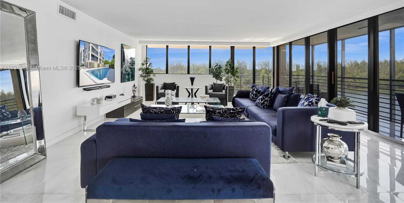 Small Image of 900 Spanish River Blvd, Boca Raton, FL 33431, USA Number 3