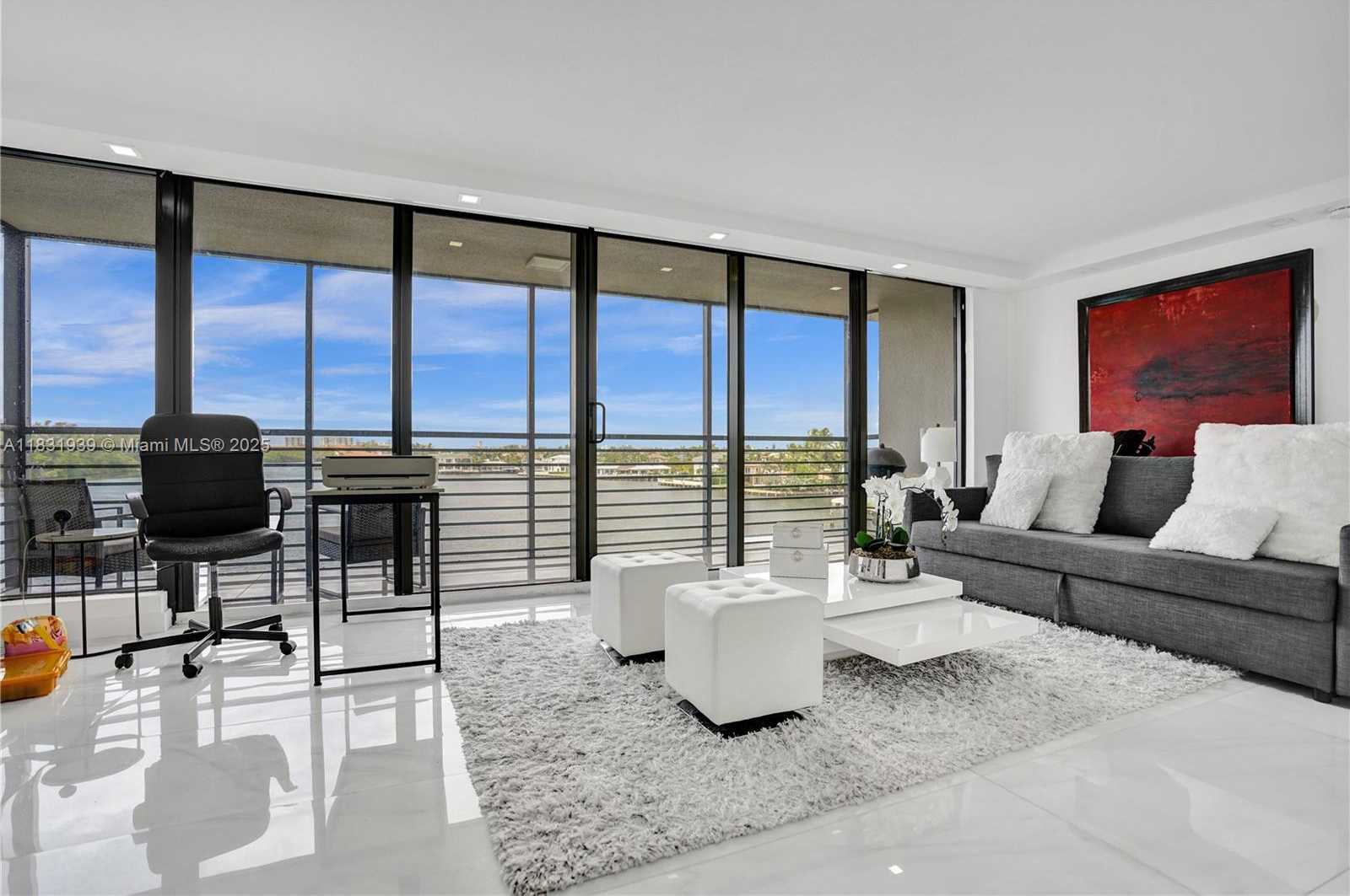 Small Image of 900 Spanish River Blvd, Boca Raton, FL 33431, USA Number 40