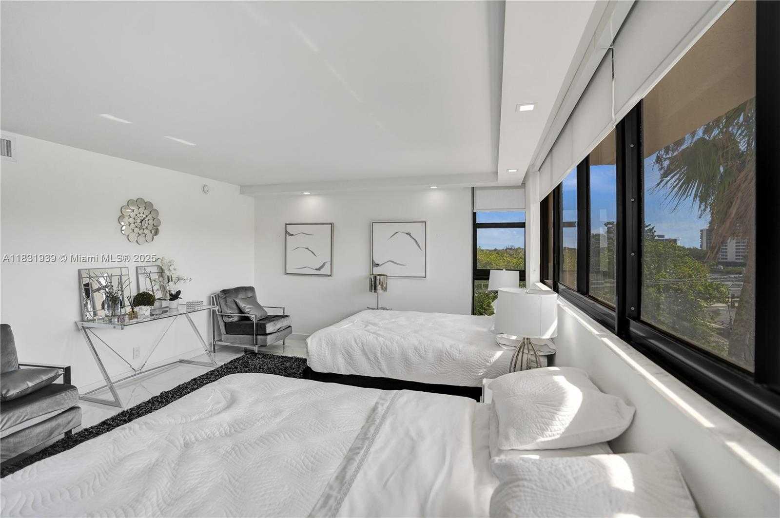 Small Image of 900 Spanish River Blvd, Boca Raton, FL 33431, USA Number 54
