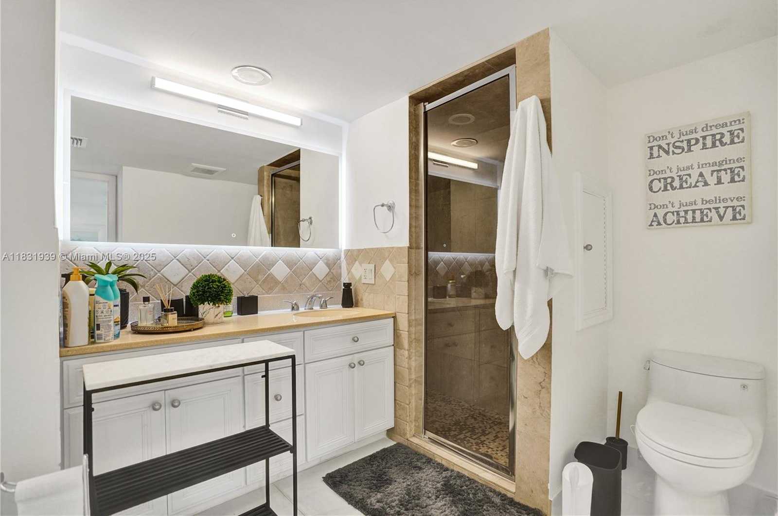 Small Image of 900 Spanish River Blvd, Boca Raton, FL 33431, USA Number 57