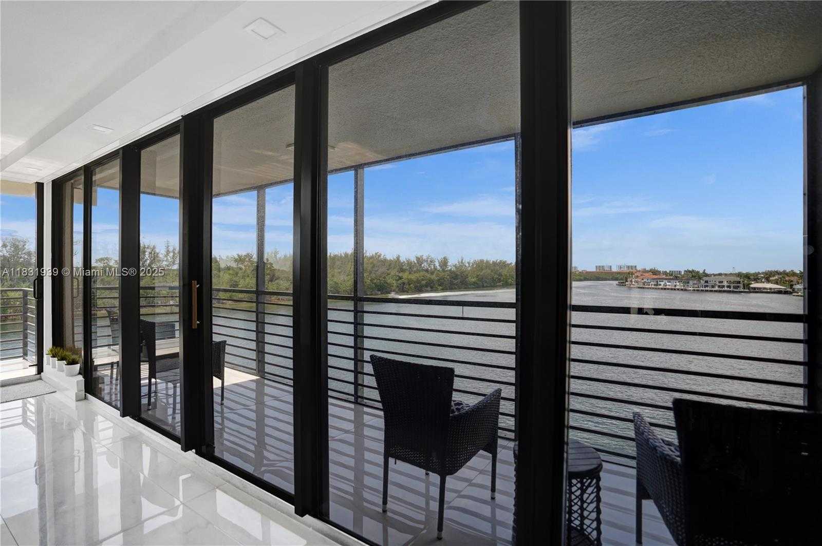 Small Image of 900 Spanish River Blvd, Boca Raton, FL 33431, USA Number 65