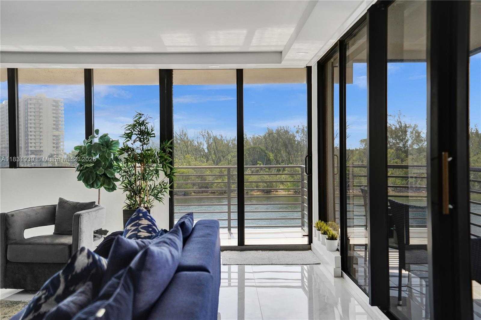 Small Image of 900 Spanish River Blvd, Boca Raton, FL 33431, USA Number 68