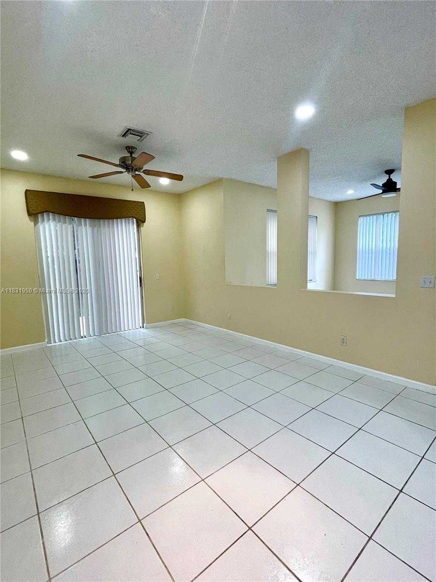 Small Image of 160 NORTH WEST 97TH TER, Coral Springs Number 13