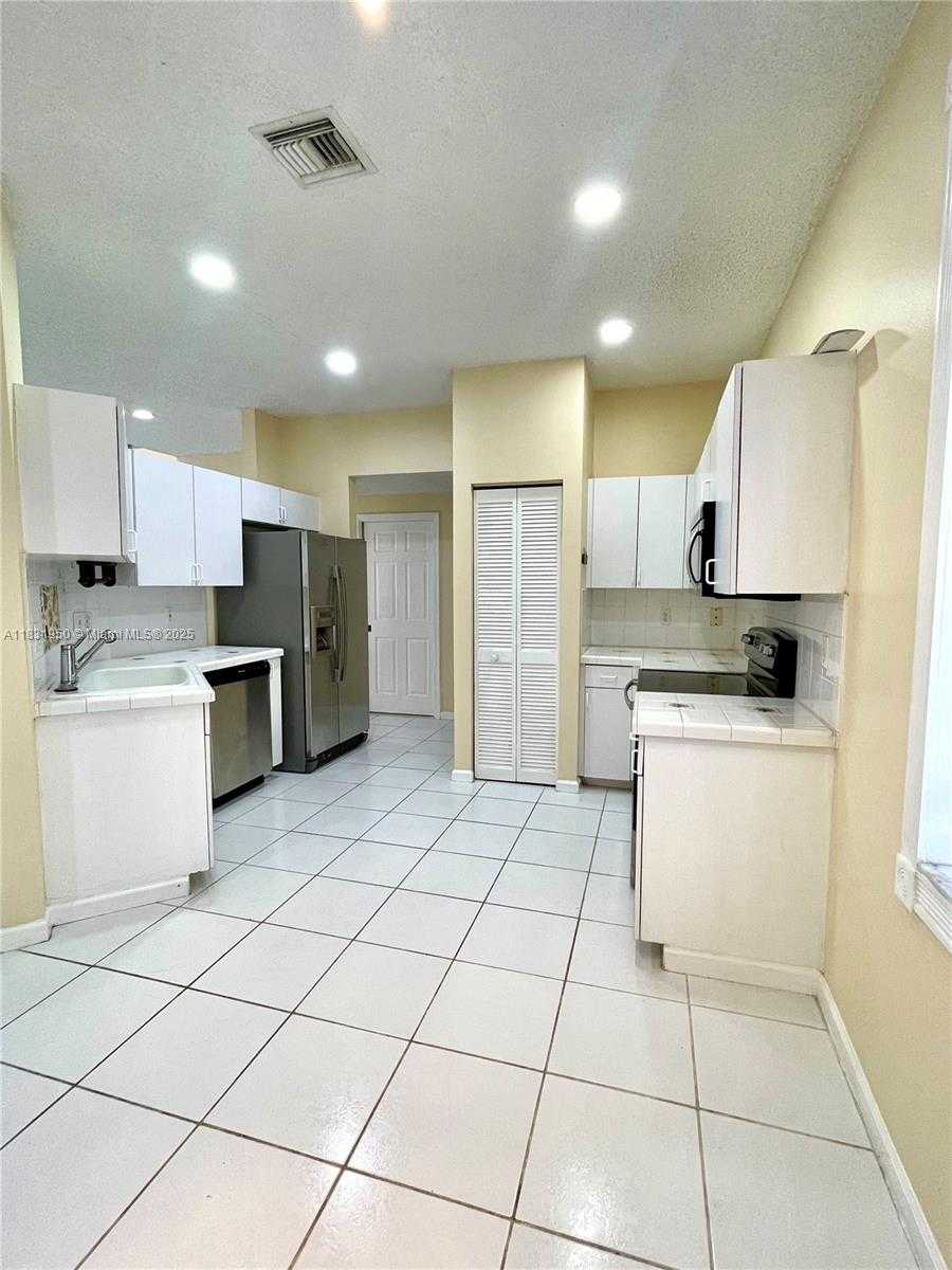 Small Image of 160 NORTH WEST 97TH TER, Coral Springs Number 15