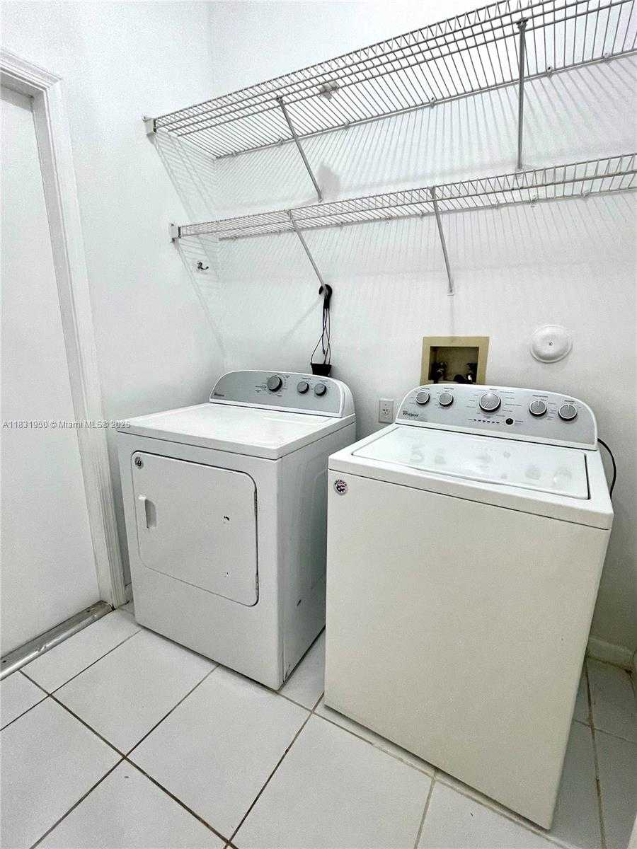 Small Image of 160 NORTH WEST 97TH TER, Coral Springs Number 19