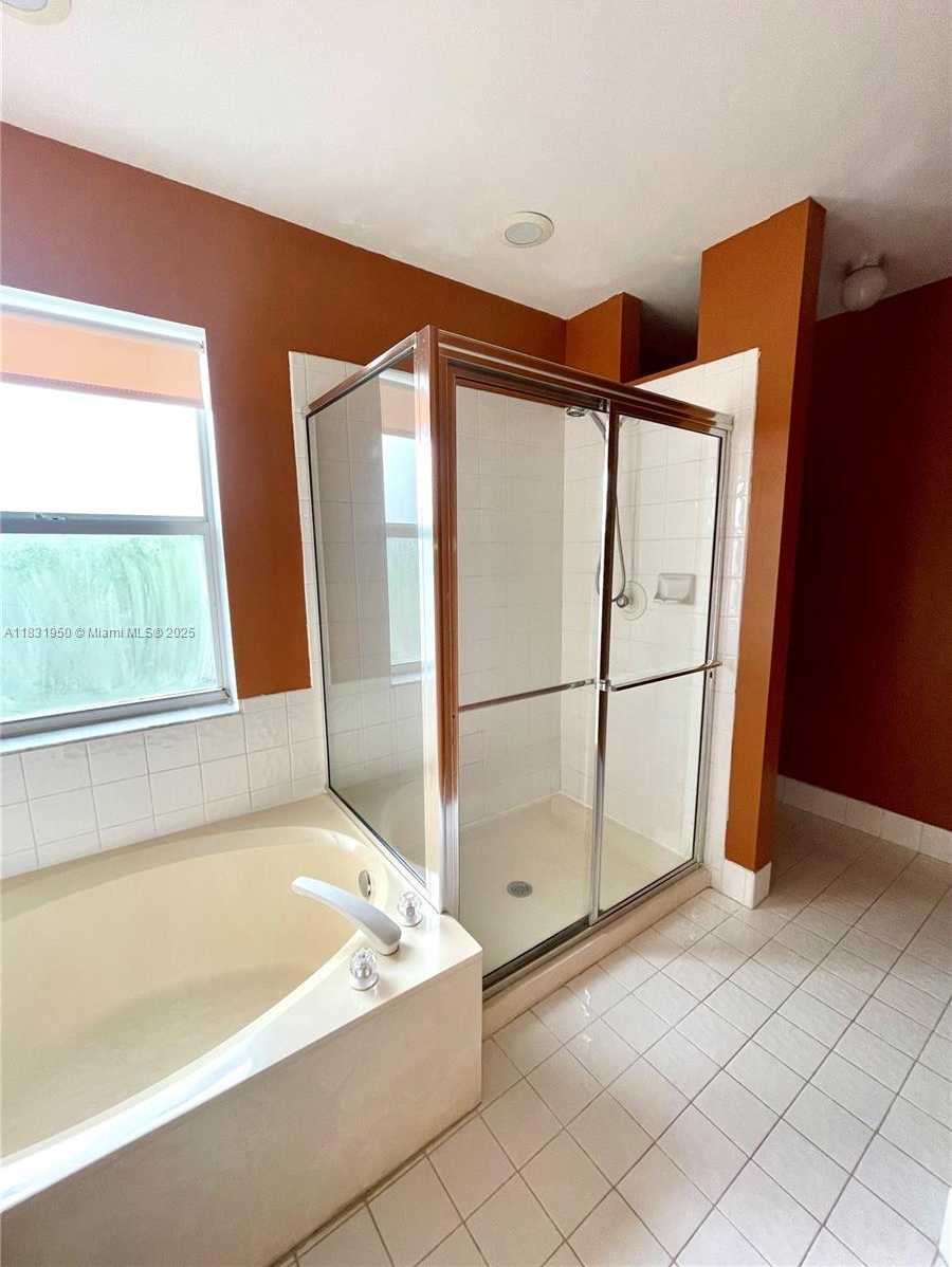 Small Image of 160 NORTH WEST 97TH TER, Coral Springs Number 29