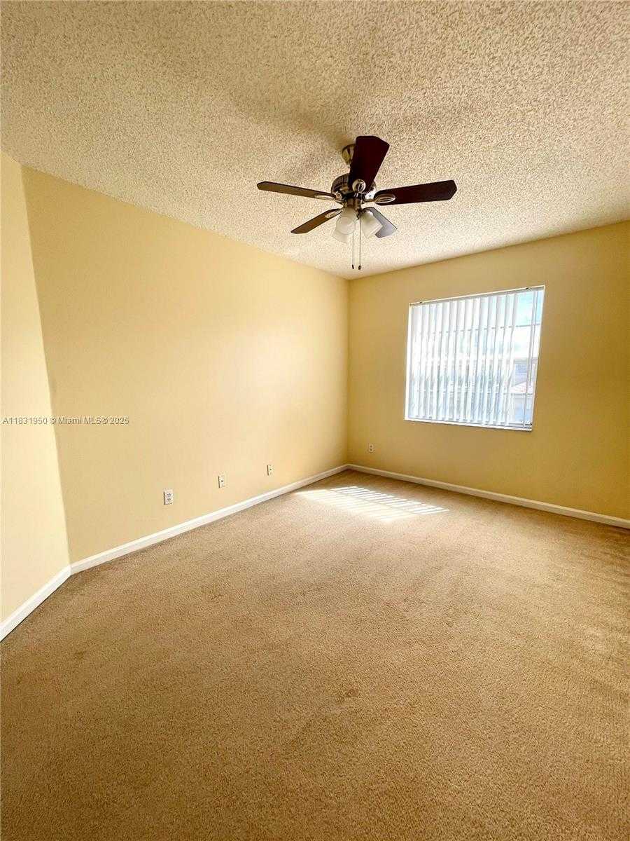 Small Image of 160 NORTH WEST 97TH TER, Coral Springs Number 35