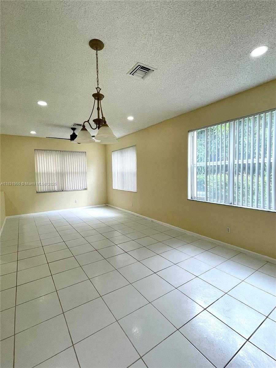 Small Image of 160 NORTH WEST 97TH TER, Coral Springs Number 7