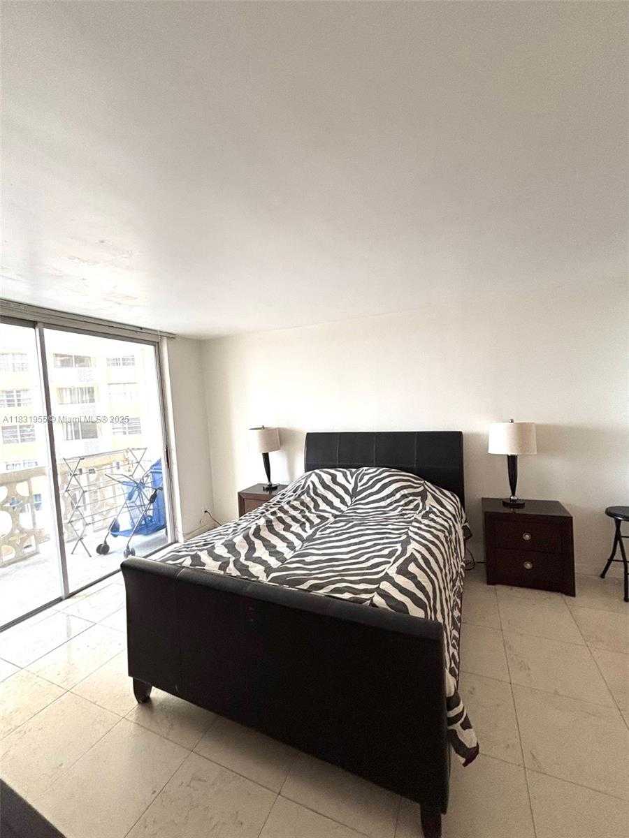 Small Image of 1817 SOUTH OCEAN DR #426, Hallandale Beach Number 16