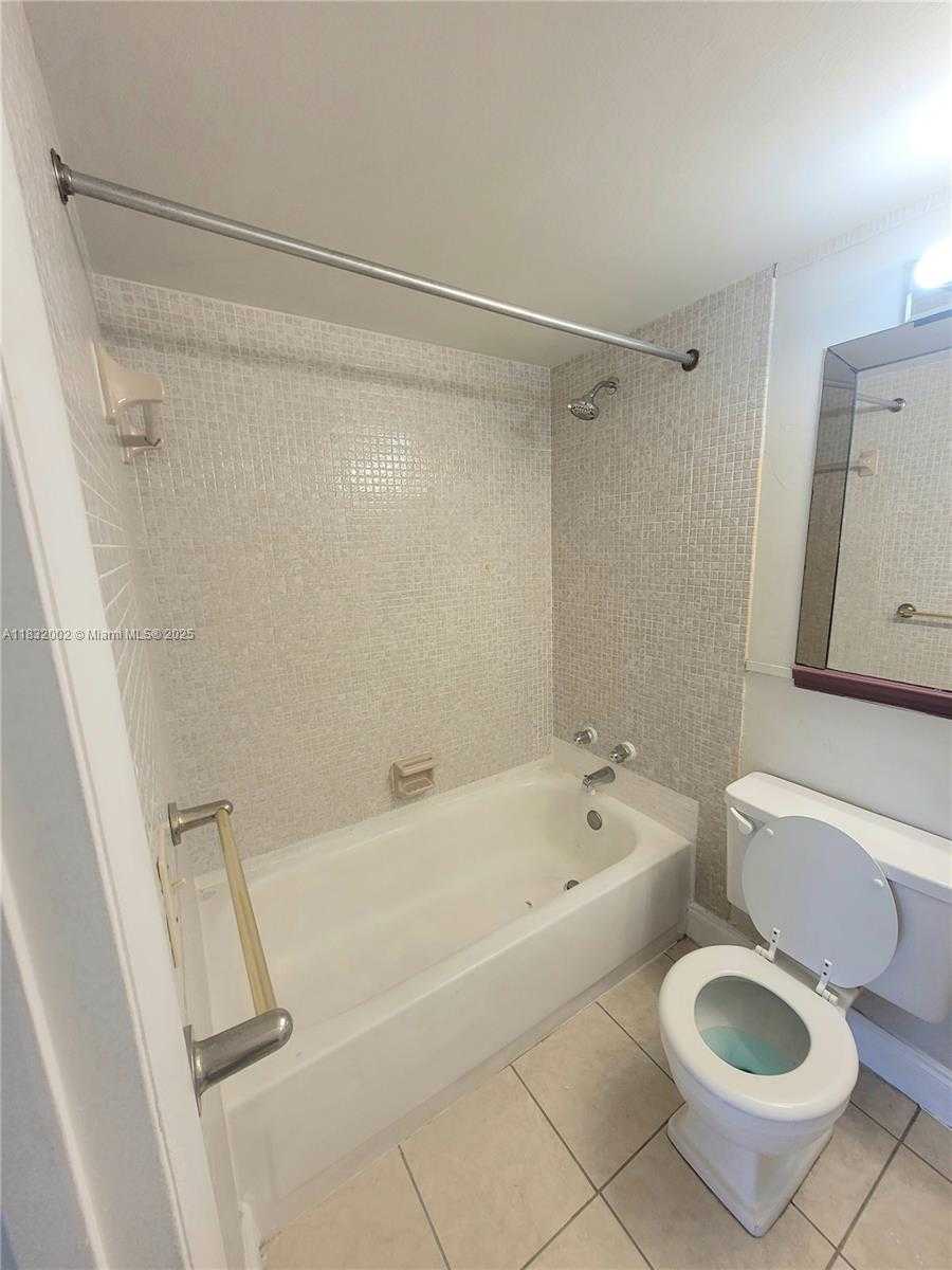 Small Image of 2025 NORTH EAST 164TH ST #319, North Miami Beach Number 7