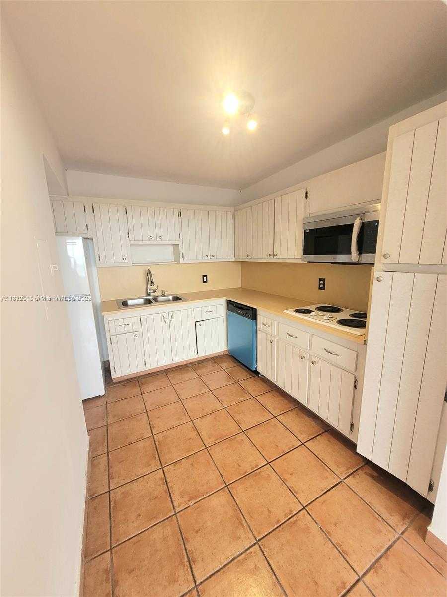 Small Image of 2025 NORTH EAST 164TH ST #602, North Miami Beach Number 10