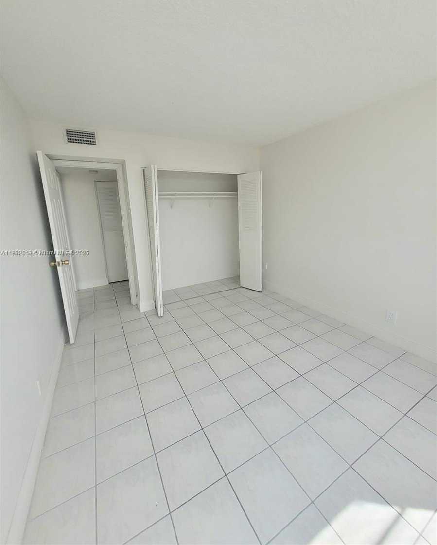 Small Image of 2025 NORTH EAST 164TH ST #416, North Miami Beach Number 11
