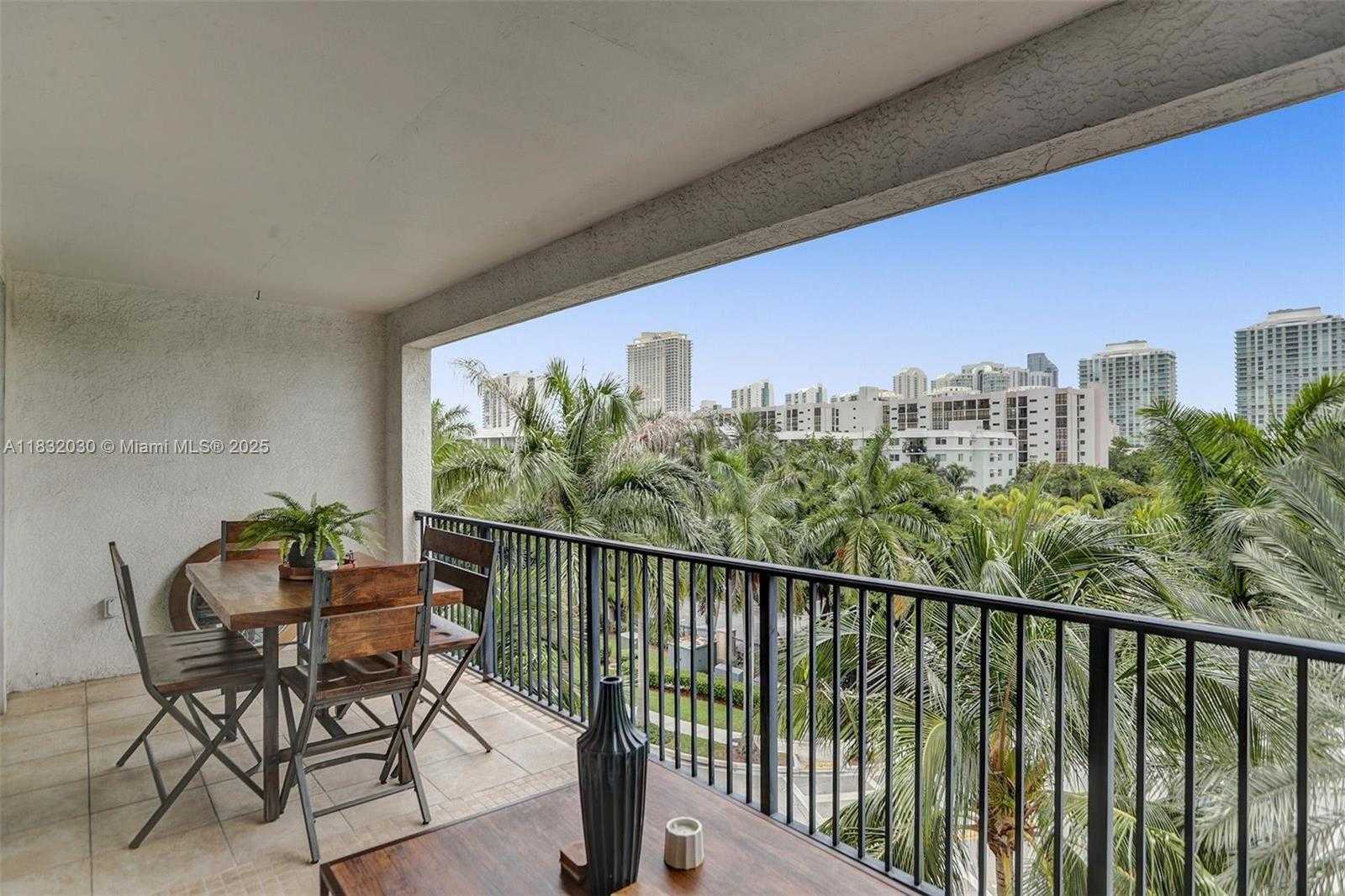Small Image of 17100 NORTH BAY RD #1501, Sunny Isles Beach Number 18