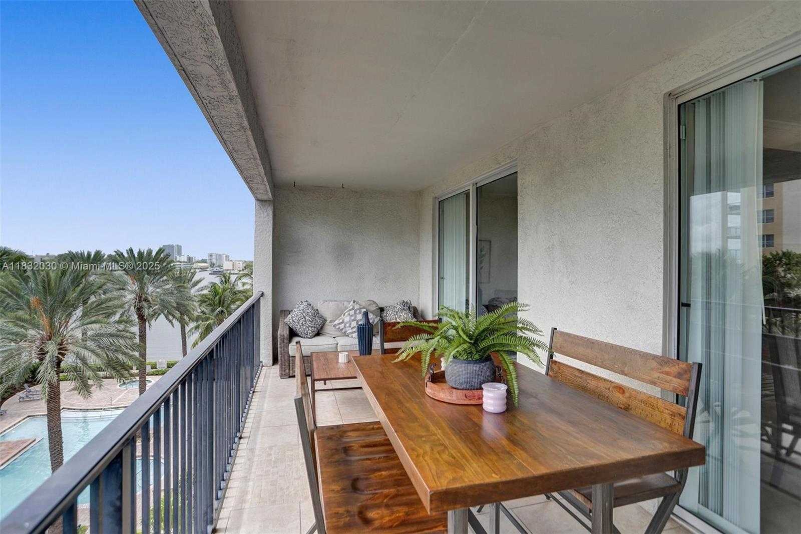 Small Image of 17100 NORTH BAY RD #1501, Sunny Isles Beach Number 21