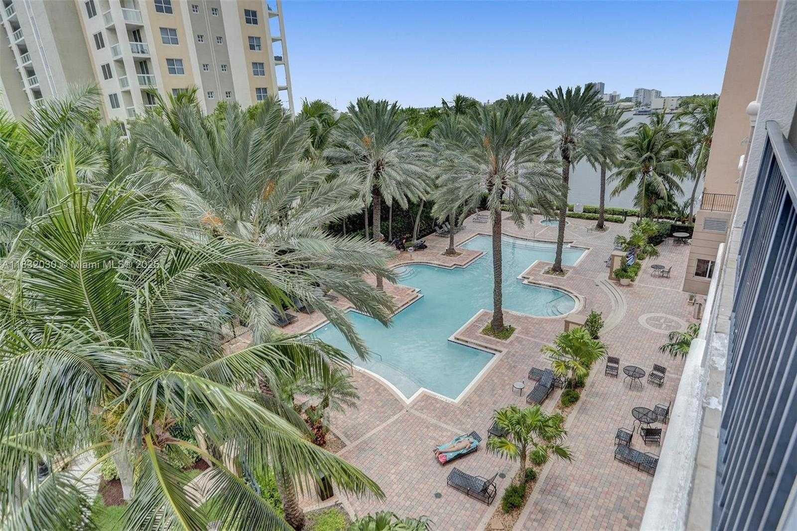 Small Image of 17100 NORTH BAY RD #1501, Sunny Isles Beach Number 24