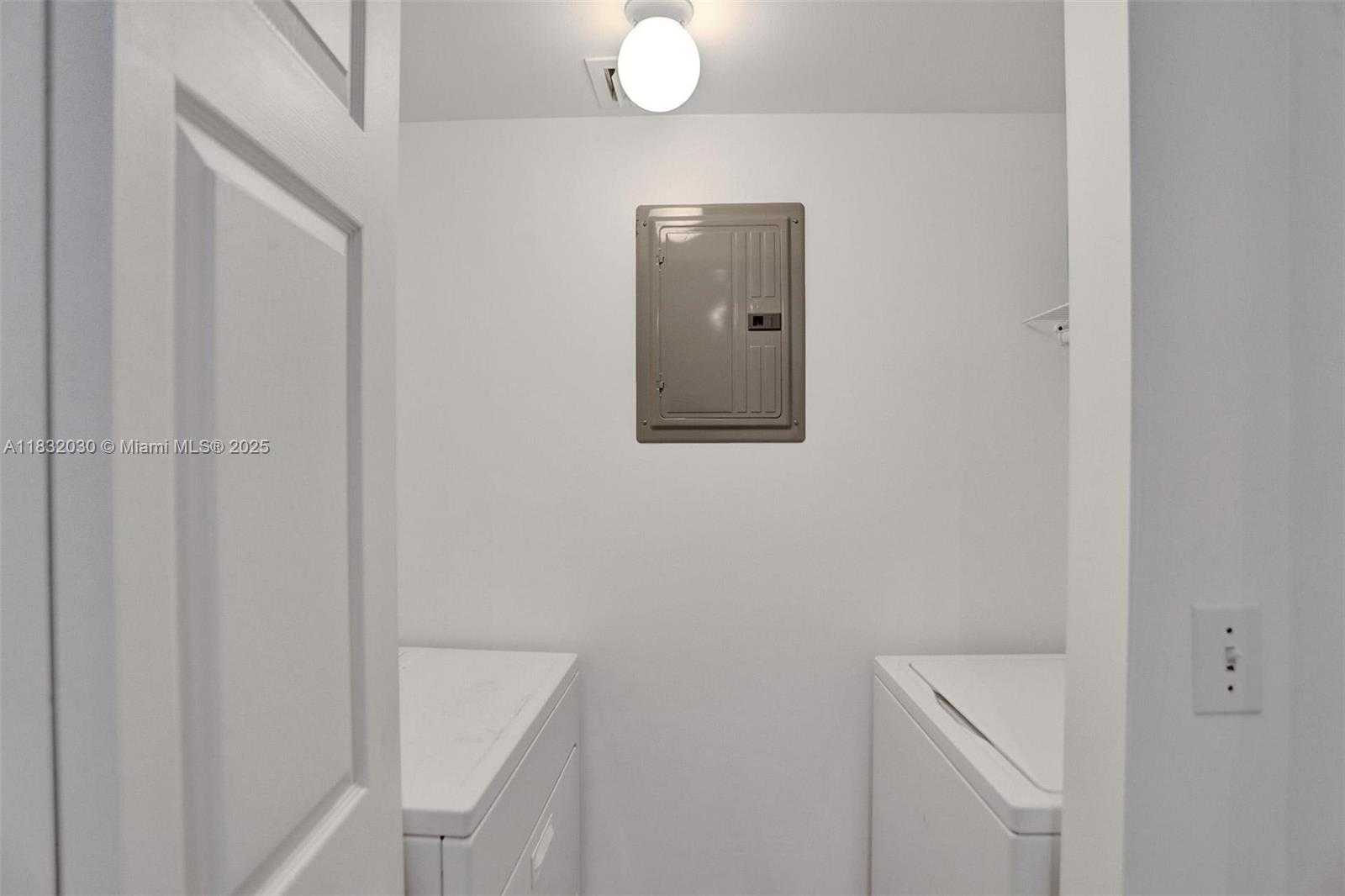 Small Image of 17100 NORTH BAY RD #1501, Sunny Isles Beach Number 36