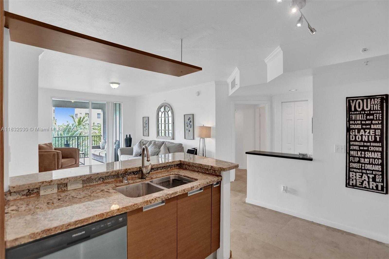 Small Image of 17100 NORTH BAY RD #1501, Sunny Isles Beach Number 44