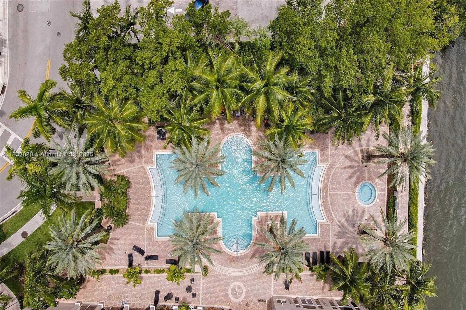 Small Image of 17100 NORTH BAY RD #1501, Sunny Isles Beach Number 49