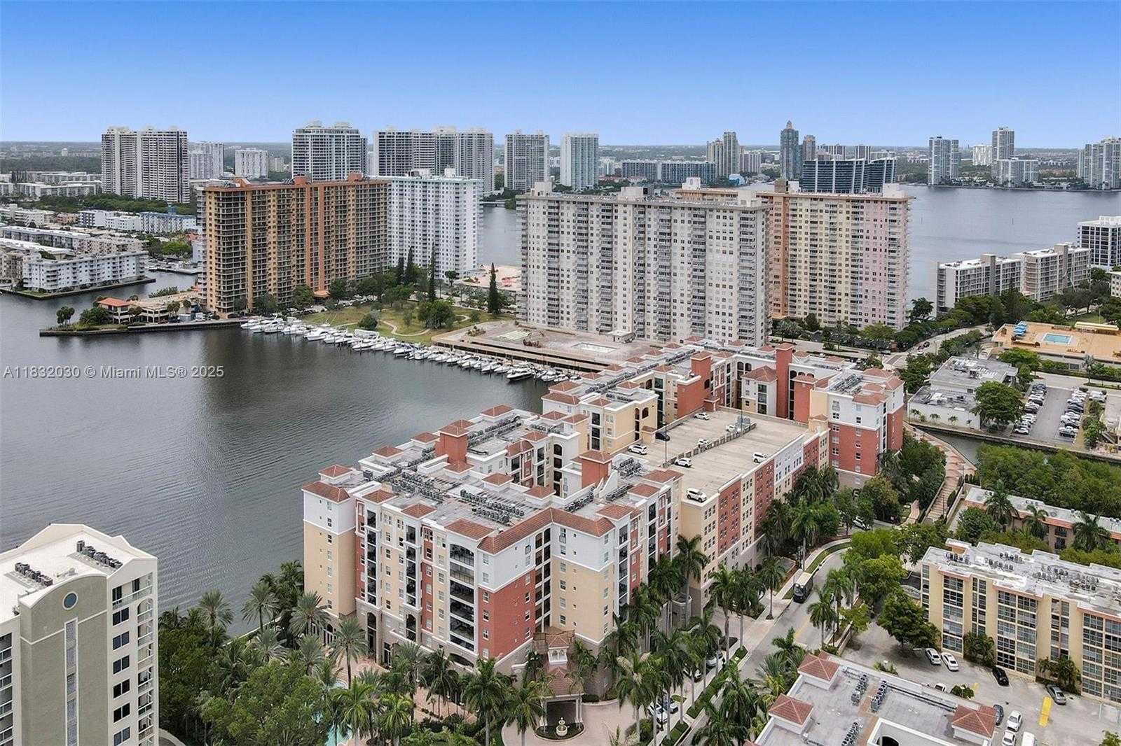 Small Image of 17100 NORTH BAY RD #1501, Sunny Isles Beach Number 54