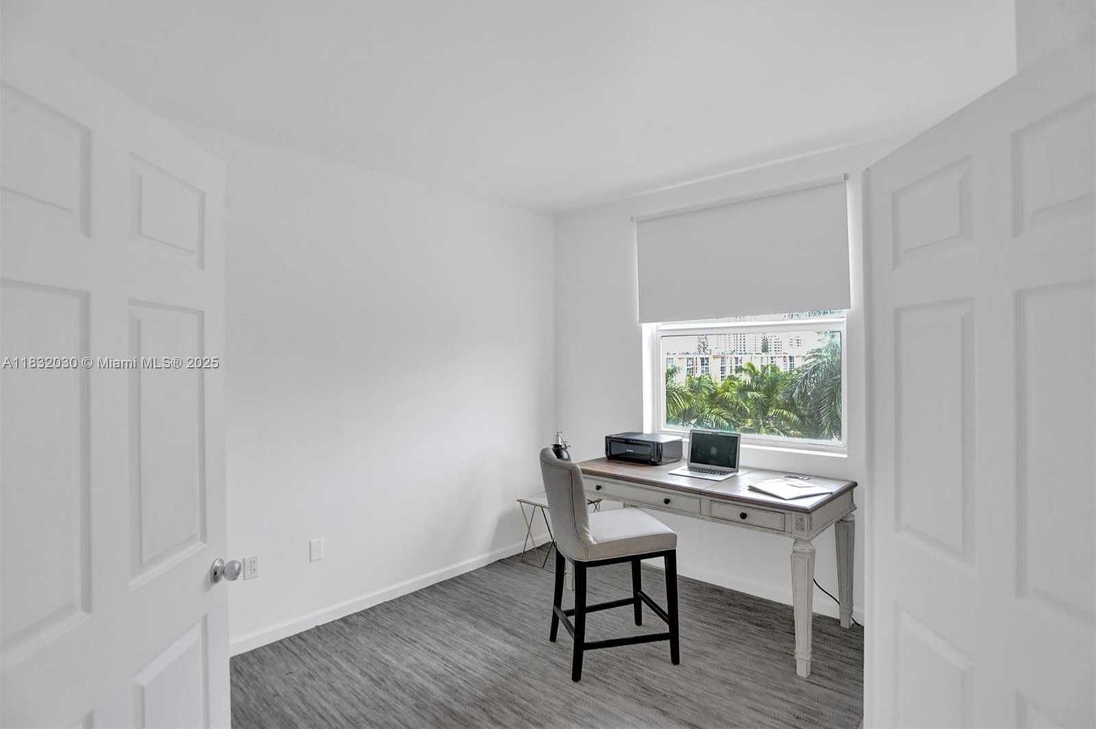 Small Image of 17100 NORTH BAY RD #1501, Sunny Isles Beach Number 6