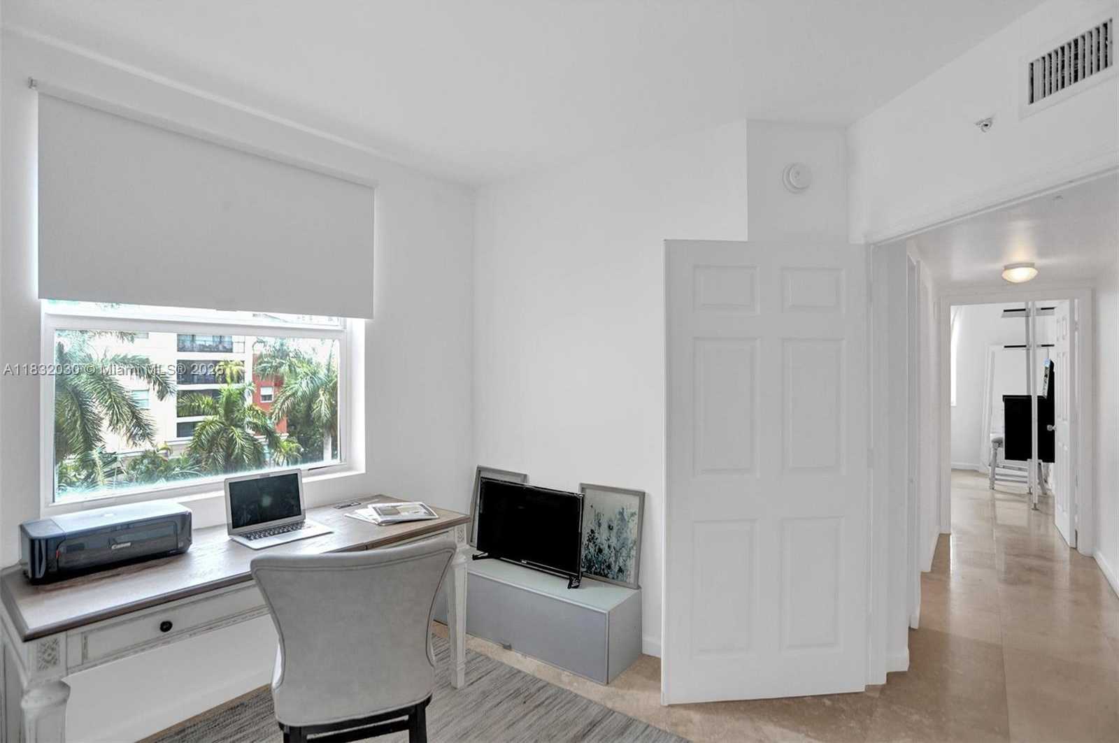 Small Image of 17100 NORTH BAY RD #1501, Sunny Isles Beach Number 7